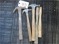 ASSORTED ANTIQUE CLAW HAMMERS AND HANDLES