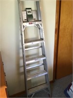 6’ Aluminum Ladder