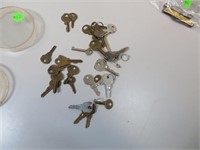 Vintage Lot of Lock Keys