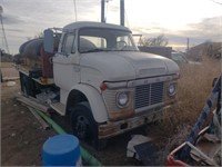 Ford L600 water truck