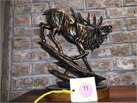 BEAUTIFUL MOOSE SCULPTER