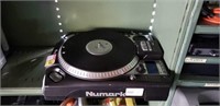 Numark Professional CDX Mixer Turntable