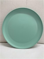 (36) Plastic Plates