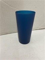(2x bid) (36) Plastic Blue Cups