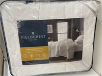 Fieldcrest King Size Down Comforter