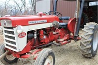 IH 240 Utility Tractor