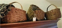 Selection of (4) country style baskets in