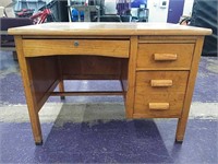 (1) Wooden Teachers Desk