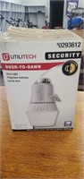 (1) Utilitech Security Light