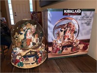 LARGE KIRKLANDS SNOW GLOBE IN BOX STUNNING!