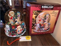 LARGE KIRKLANDS SNOW GLOBE IN BOX STUNNING!