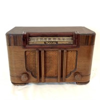 Motorola, AM Radio, Wood Case, M. 65x13