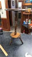 Wooden plant stand 11 inch top and approximately