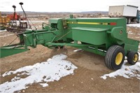 John Deere 348 Small Square Baler