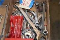 Wrenches-Sockets--Allen Wrenches--Ratchets