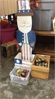 Uncle Sam door knobs wood box figurines