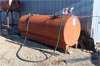 1,000 Gallon Fuel Tank w/ Pump & Hose