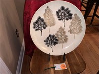 LARGE FERN EMBOSSED PLATE AND STAND