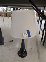 lamp w/ lamp shade