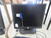 Dell monitor w/ keyboard--turns on