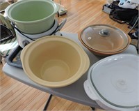 Slow Cooker W 3 Different Size Bowls, Etc