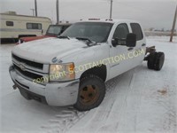 2009 Chev 3500 dually Crew Cab, cab & chassis