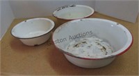 Set of three mixing bowls