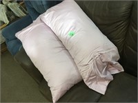 2 pillows