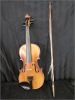 Antonius Stradivarius Copy Violin w/ Bow