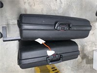 PAIR OF HARD SHELL SUITCASES