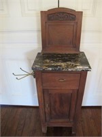 ENGLISH MARBLE TOP BATHROOM STAND W/ TOWEL