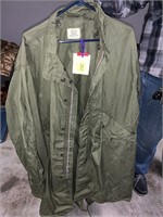 GREEN MILITARY JACKET SEE PIC FOR SIZE