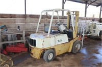 YALE GAS FORKLIFT