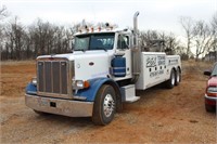 04 PETERBILT SHORT HOOD 378