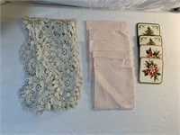 Linen Napkins & Crochet Runner