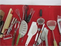 Kitchen utensils, rolling pin, tongs, etc