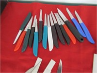 Kitchen utensils, paring/steak knives
