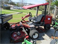 2004 Toro Groundsmaster 3500D Sidewinder Mower.