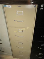 Metal file Cabinet, 4 Drawer Legal.