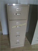 Metal file Cabinet, 4 Drawer Legal.