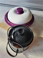 muffin pan and small crock pot (new)
