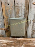 Grey Wall Bucket