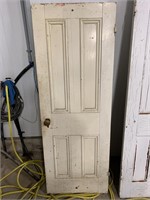 ANTIQUE DOOR WITH BASIC KNOB - 28"X69"