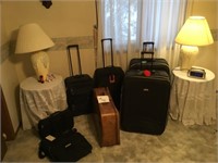 Luggage, with lamps & tables