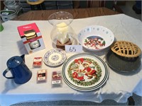 granite dishes coffee pot & pie plate w top