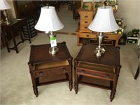 pair of lamps w tables