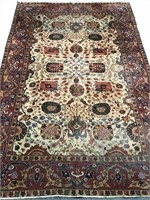 SEMI ANTIQUE SPARTA CARPET WITH IVORY FIELD