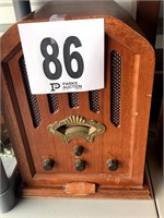 Retro Woodcard Radio with Cassette Player (U232)