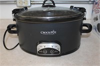 Crockpot Slow Cooker POWERS ON