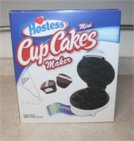 Hostess Cup Cake Maker NIB